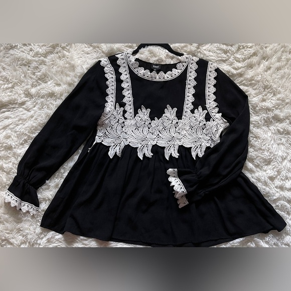 RomanticCore Lace Yoke Blouse Gathered Peplum Silhouette Victorian Vibes XS - Picture 5 of 8